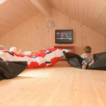 بيت للعطل Oksby Sleeps 24 Pool Wifi Blåvand